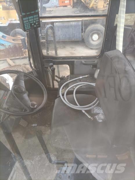 Komatsu WA 470 Læssemaskiner på hjul
