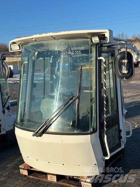 Liebherr L 538 CAB Kabiner og interiør