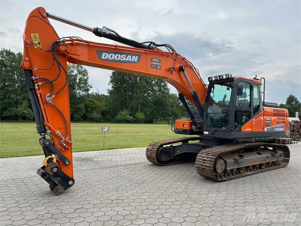 Doosan DX225LC-5 Gravemaskiner på larvebånd