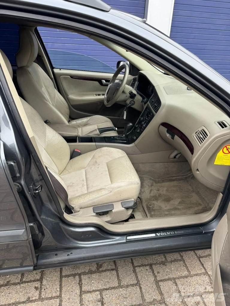 Volvo V70 V70 Biler