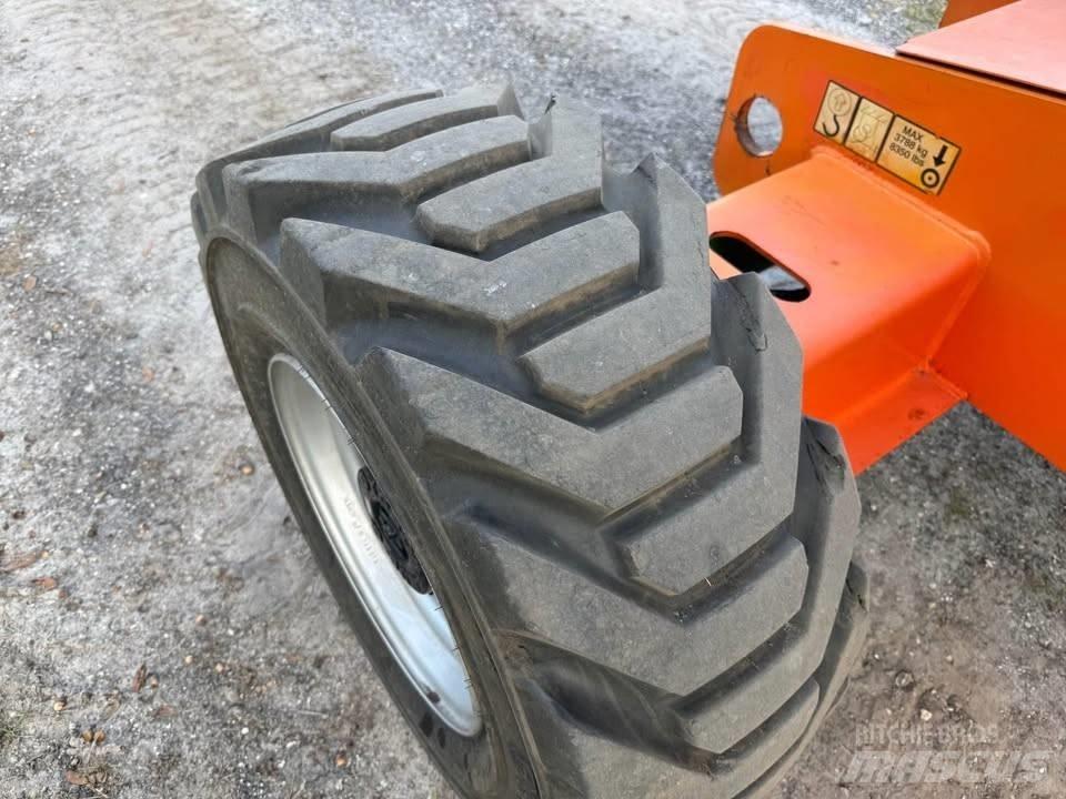 JLG 460 SJ Teleskoplifte