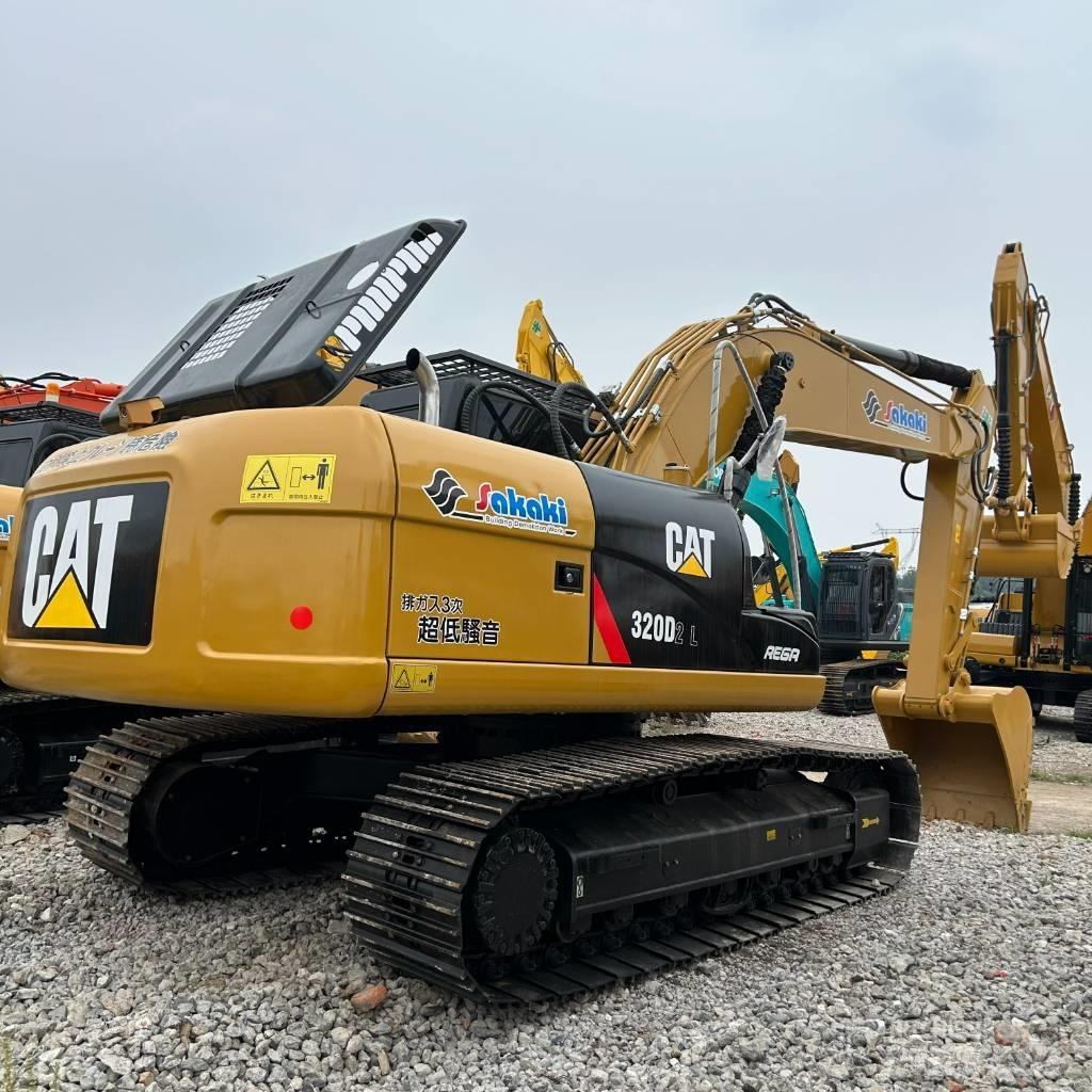 CAT 320D2L Gravemaskiner på larvebånd