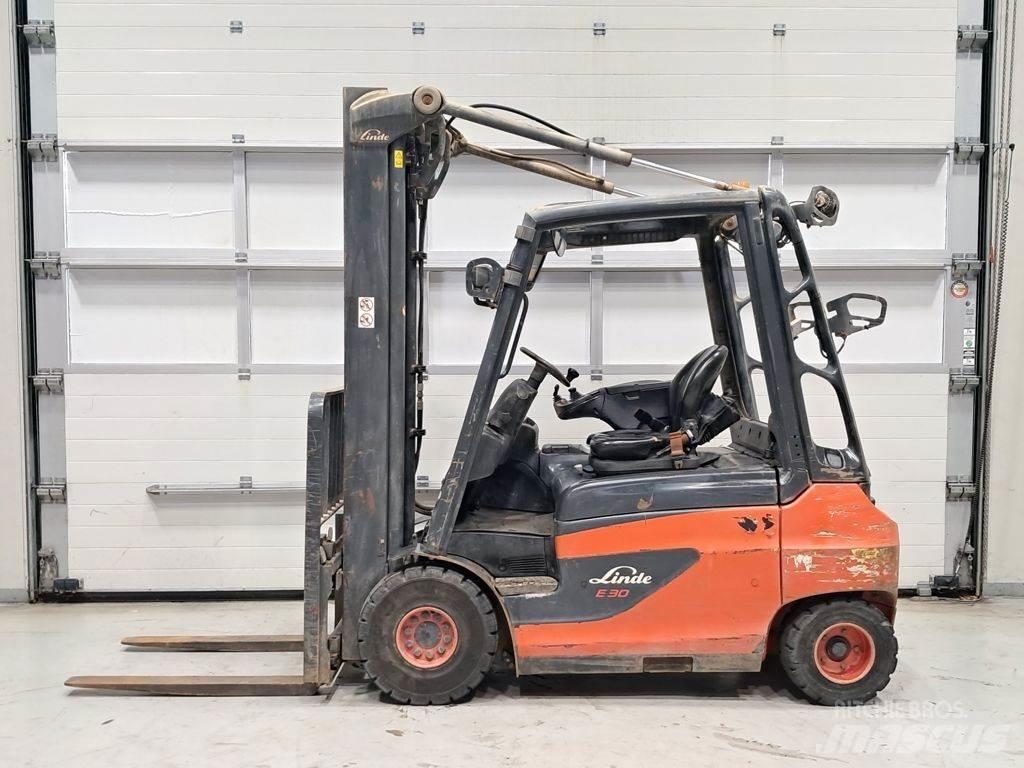 Linde E30-01 El gaffeltrucks