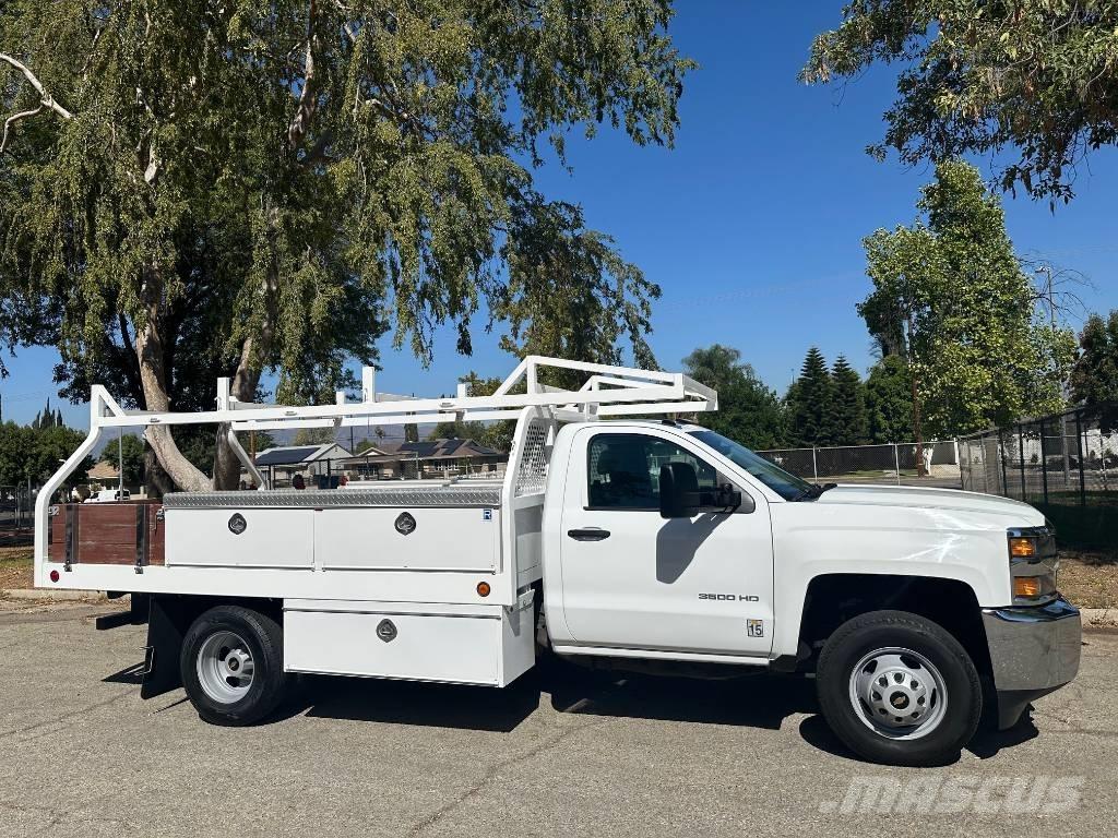 Chevrolet 3500 HD Pickup/Sideaflæsning