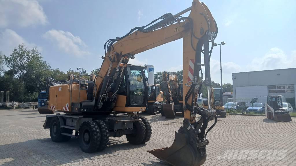 Liebherr A 916 Gravemaskiner på hjul