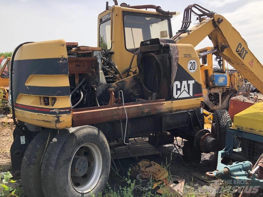 CAT M 312 FOR PARTS Gravemaskiner på hjul