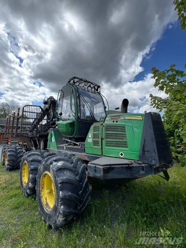 John Deere 1210 E Udkørselsmaskiner