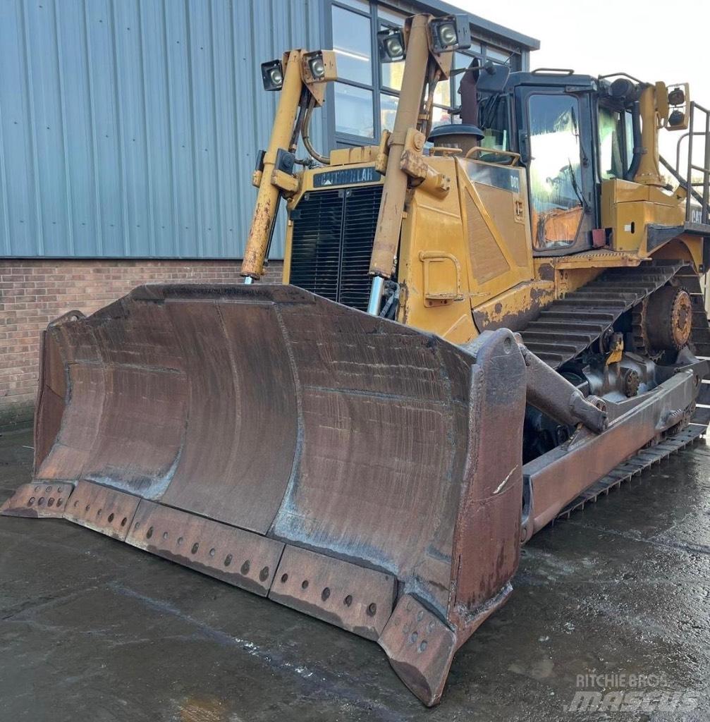 CAT D 8 T Bulldozer på larvebånd
