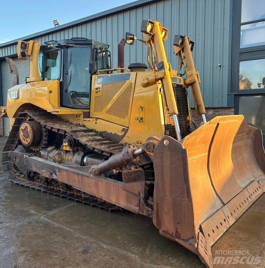 CAT D 8 T Bulldozer på larvebånd