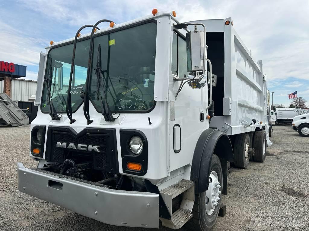 Mack MRU Renovationslastbiler
