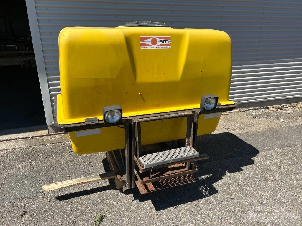 Ekko Front Tank Liftsprøjter