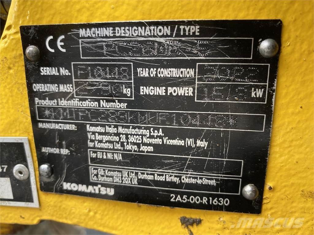 Komatsu PC26MR-5 Gravemaskiner på hjul