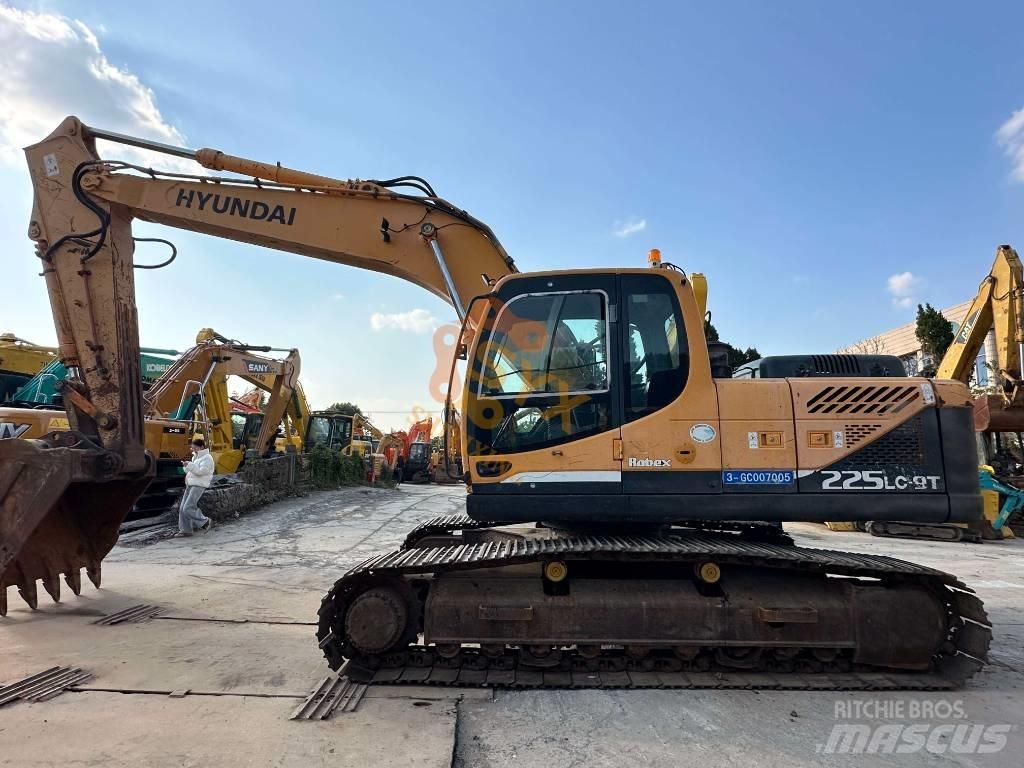 Hyundai 225 Gravemaskiner på larvebånd