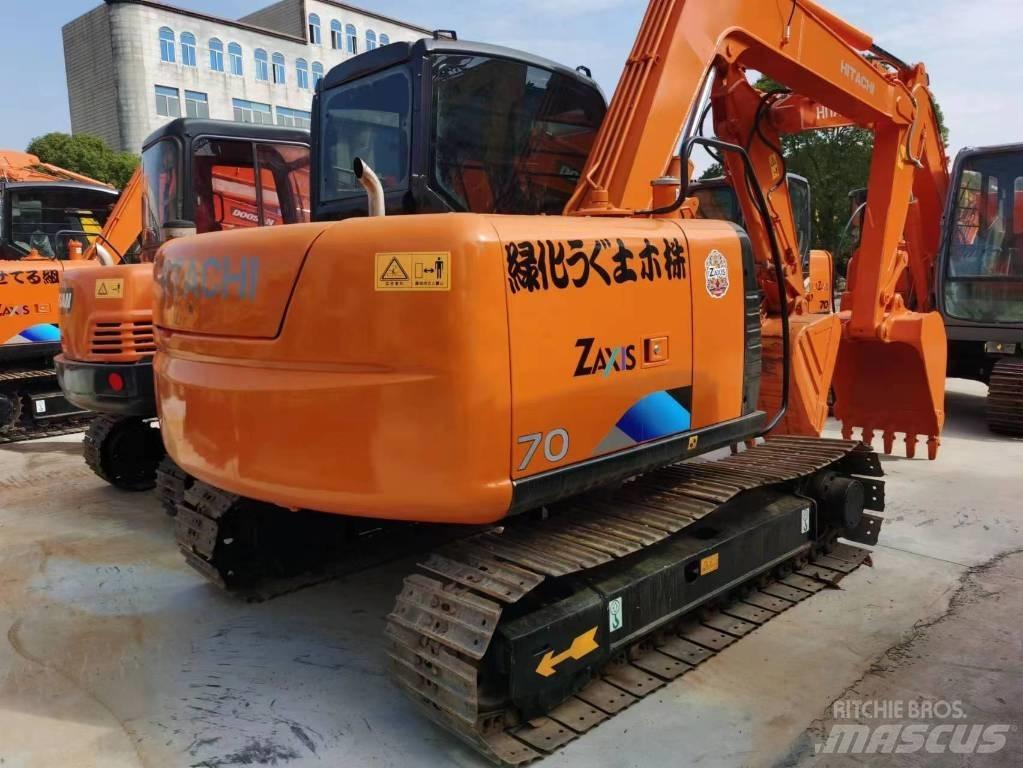Hitachi ZX 70 Gravemaskiner på larvebånd