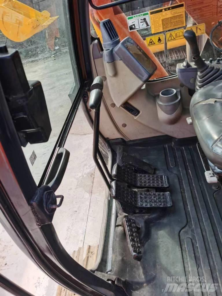 Hitachi ZX 70 Gravemaskiner på larvebånd