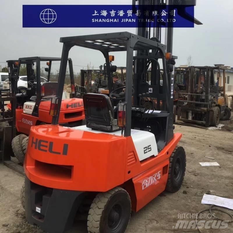 Heli k25 Diesel gaffeltrucks