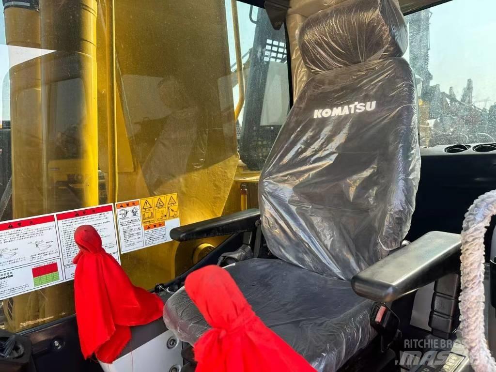 Komatsu PC 240 Gravemaskiner på larvebånd