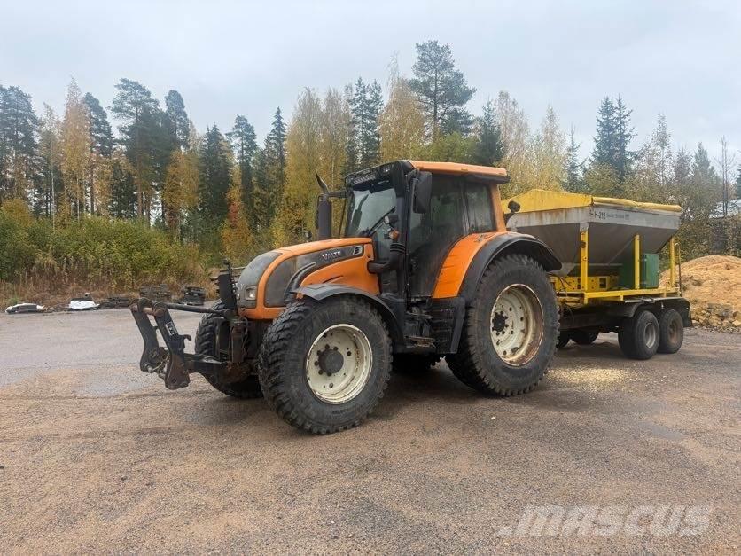 Valtra N142 Traktorer