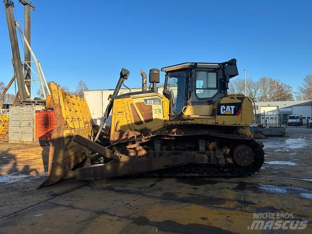 CAT D7E Bulldozer på larvebånd