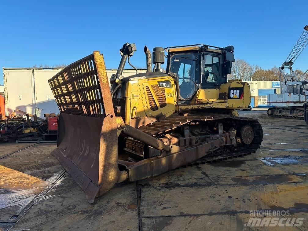 CAT D7E Bulldozer på larvebånd
