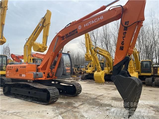 Hitachi EX 200-5 Gravemaskiner på larvebånd