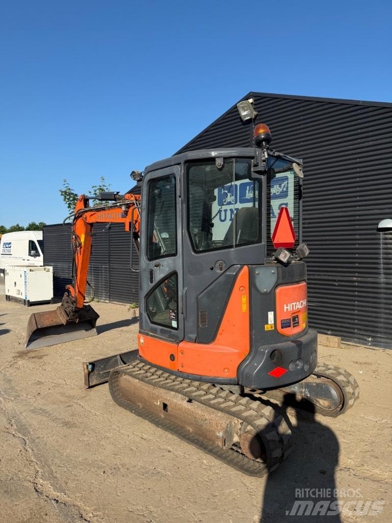 Hitachi ZX 33 Gravemaskiner på larvebånd
