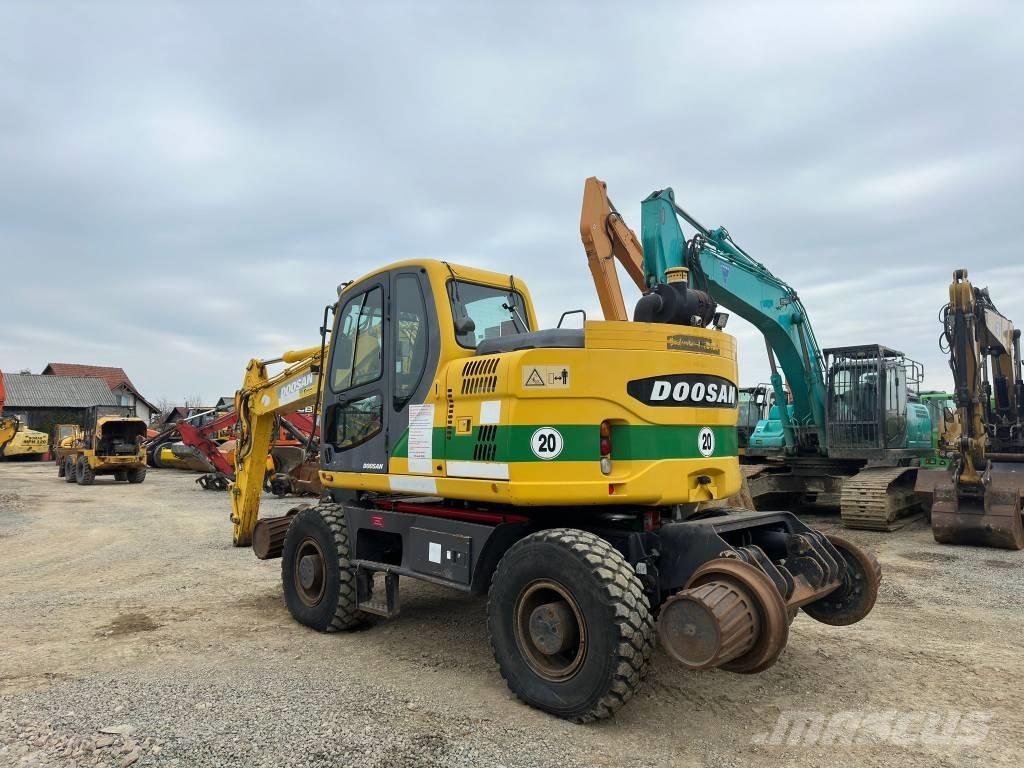 Doosan DX 160 WR Gravemaskiner på hjul