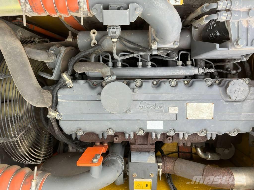 Doosan DX 160 WR Gravemaskiner på hjul
