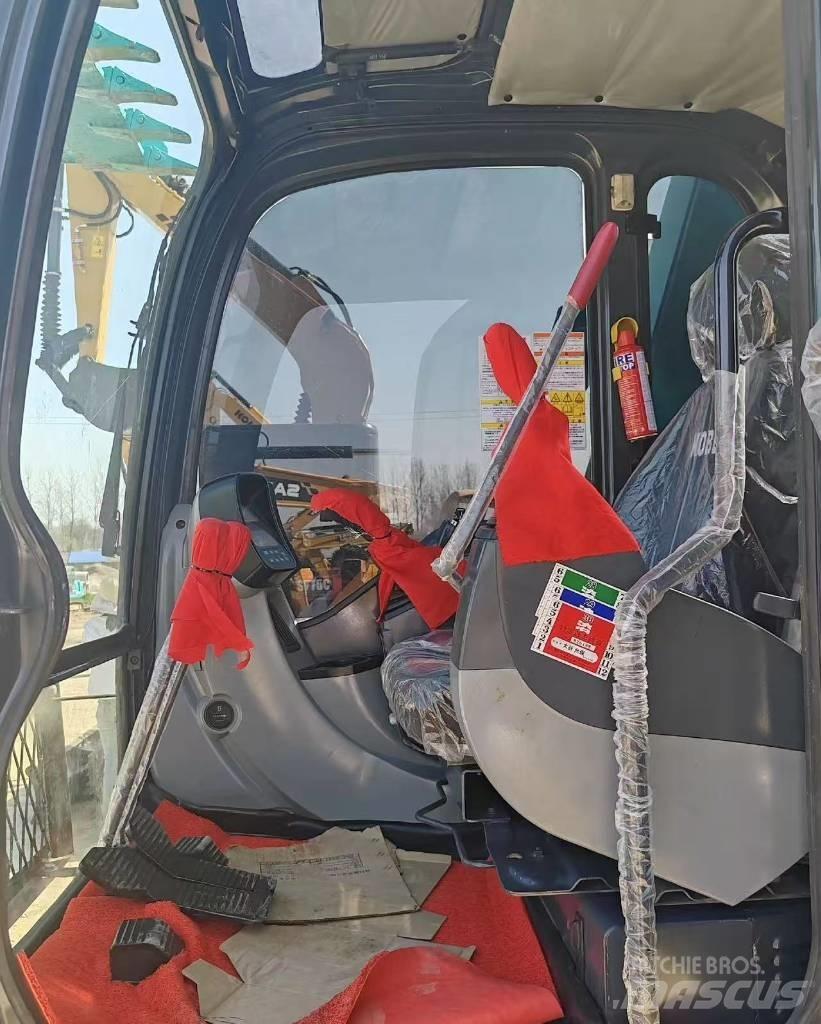Kobelco SK 75 Gravemaskiner på larvebånd