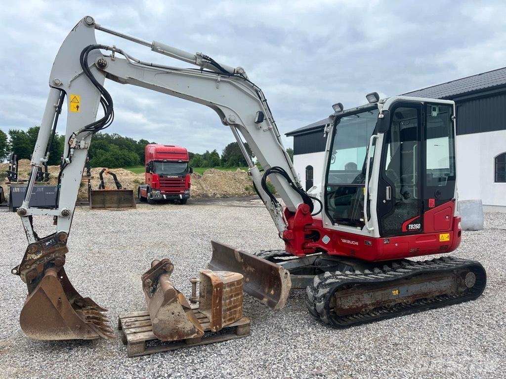 Takeuchi TB260 Minigravemaskiner