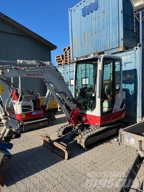 Takeuchi TB 225 Minigravemaskiner