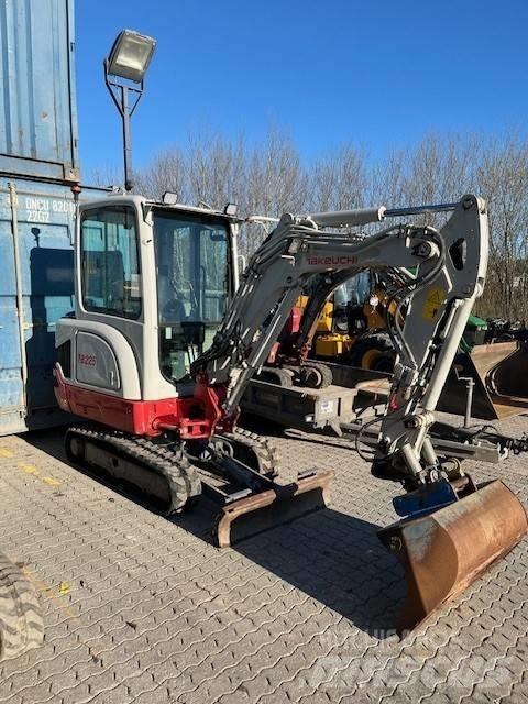 Takeuchi TB 225 Minigravemaskiner