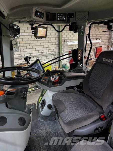 CLAAS AXION 830 Traktorer