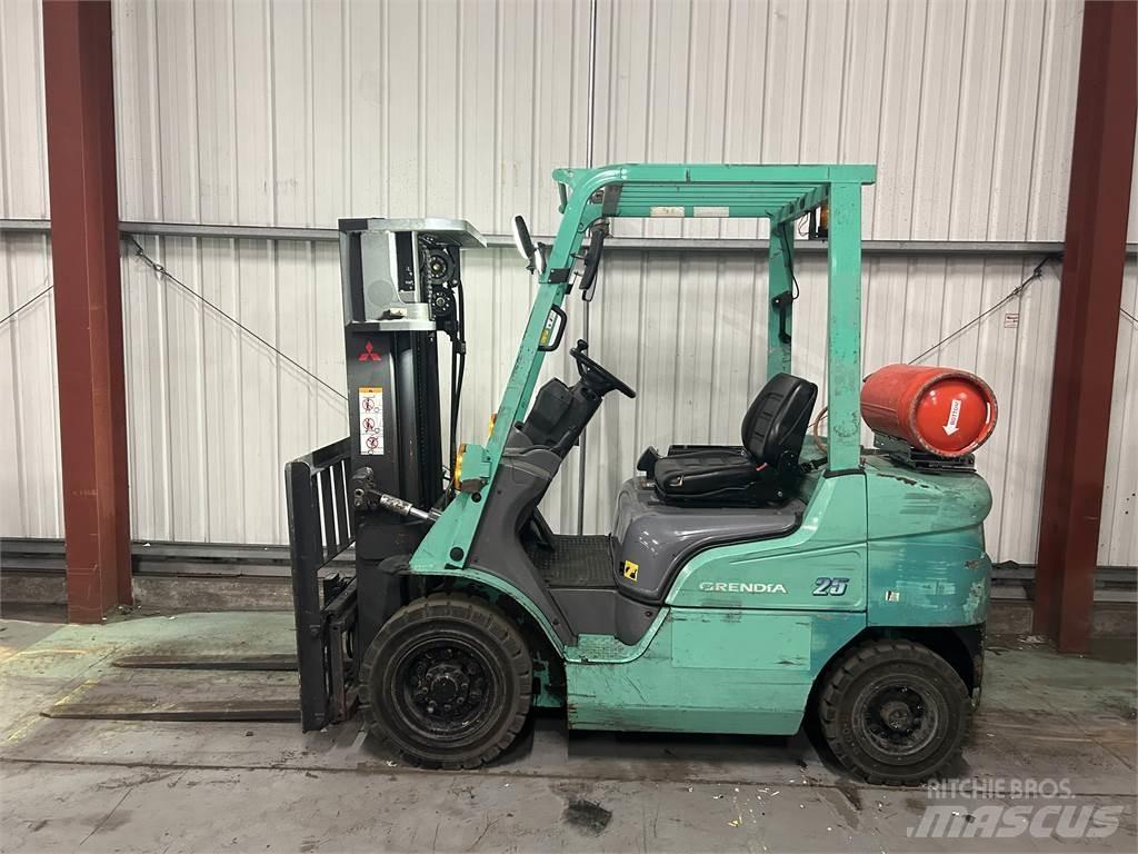 Mitsubishi FG25NT LPG gaffeltrucks