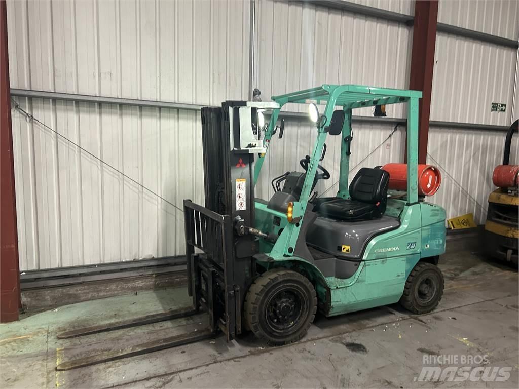 Mitsubishi FG25NT LPG gaffeltrucks