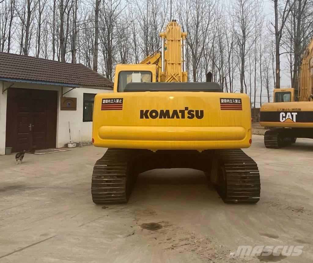 Komatsu PC 220-8 Gravemaskiner på larvebånd