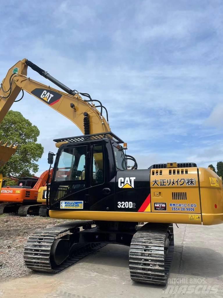 CAT 320 D2 Gravemaskiner på larvebånd