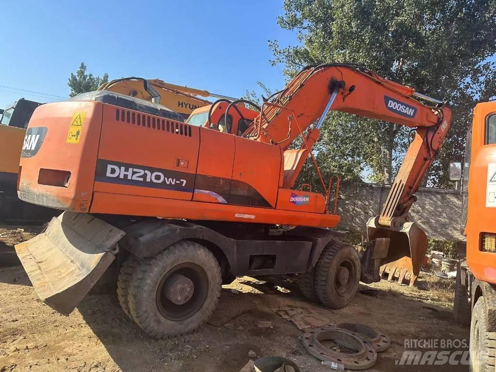 Doosan DH210W Gravemaskiner på hjul