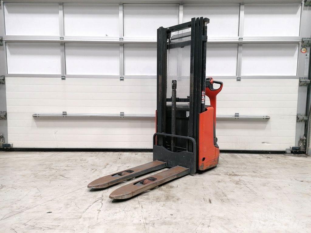 Linde L10 Gaffelstabler med gående fører