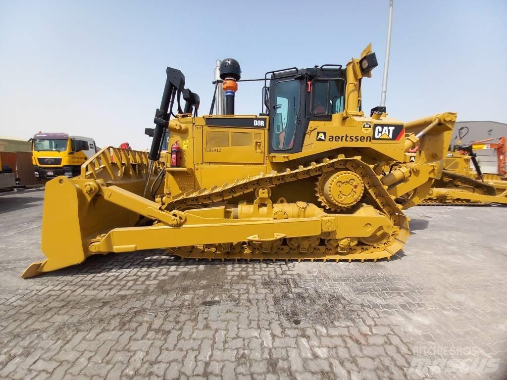 CAT D8R (Abu Dhabi) Bulldozer på larvebånd
