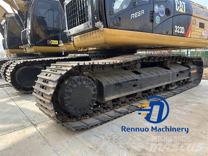CAT 323D/323/323DL Gravemaskiner på larvebånd
