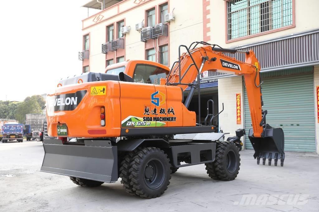 Develon DX125W Gravemaskiner på hjul