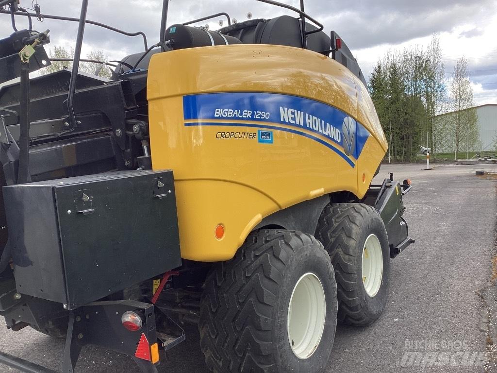 New Holland 1290 Pressere til firkantede baller