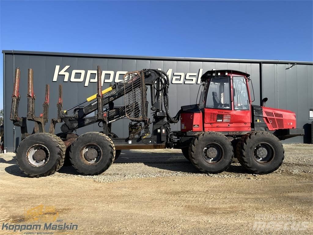 Komatsu 895 Udkørselsmaskiner