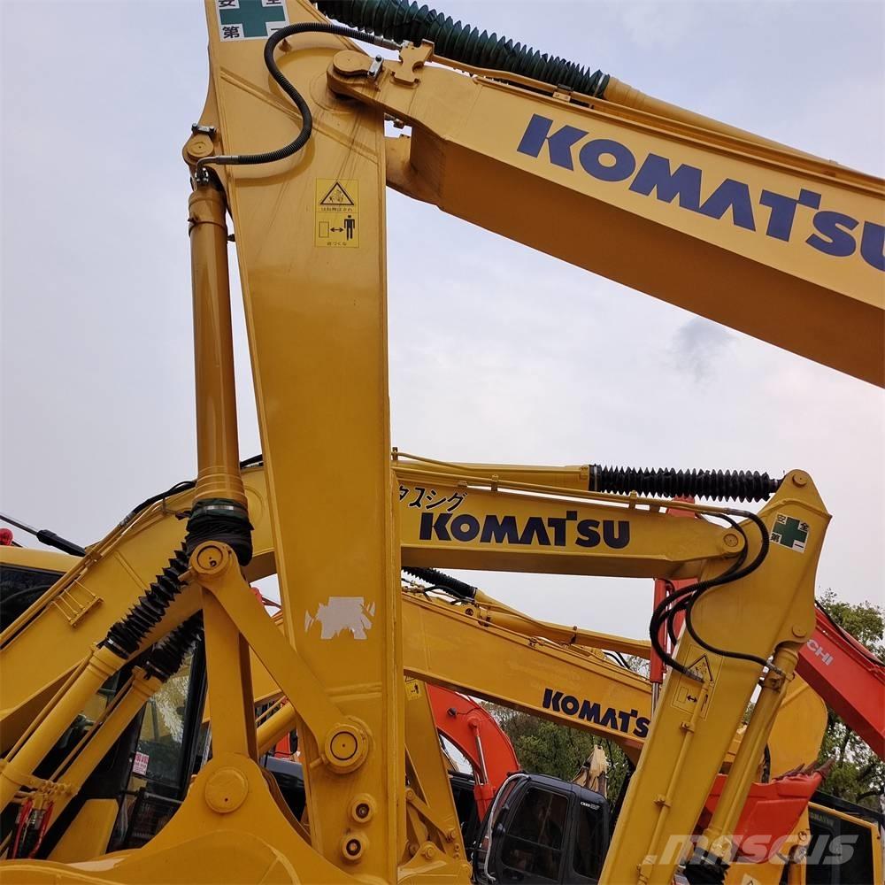 Komatsu PC 200-8 Gravemaskiner på larvebånd