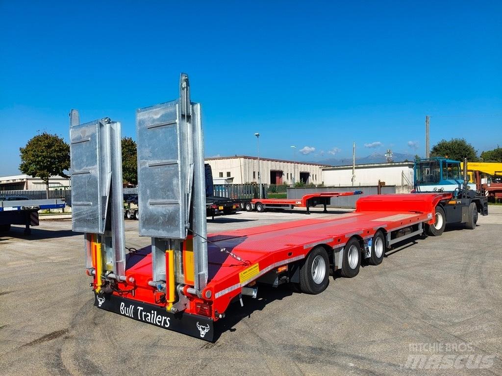 Bull Trailers Taurus Semi-trailer med lad/flatbed