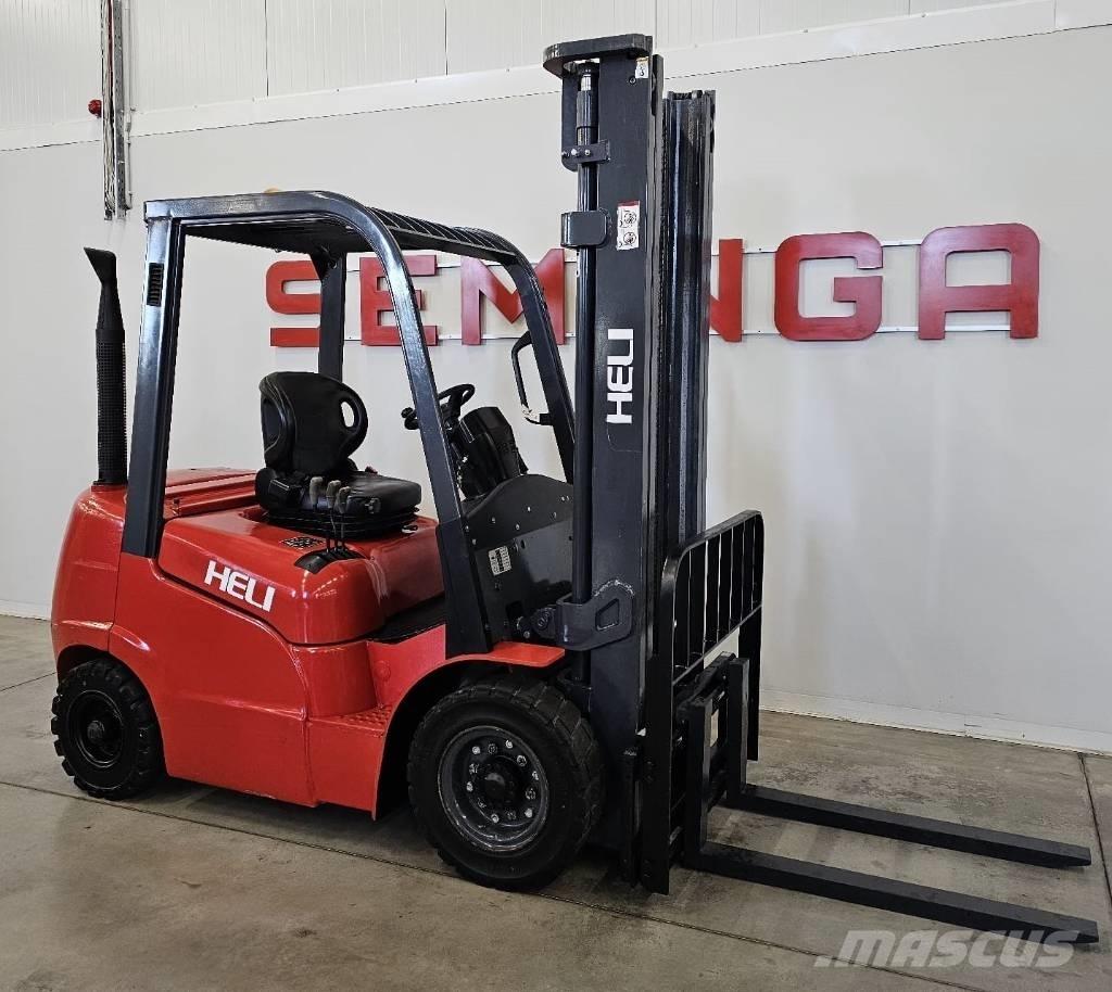 Heli 10053 FD25G Diesel gaffeltrucks