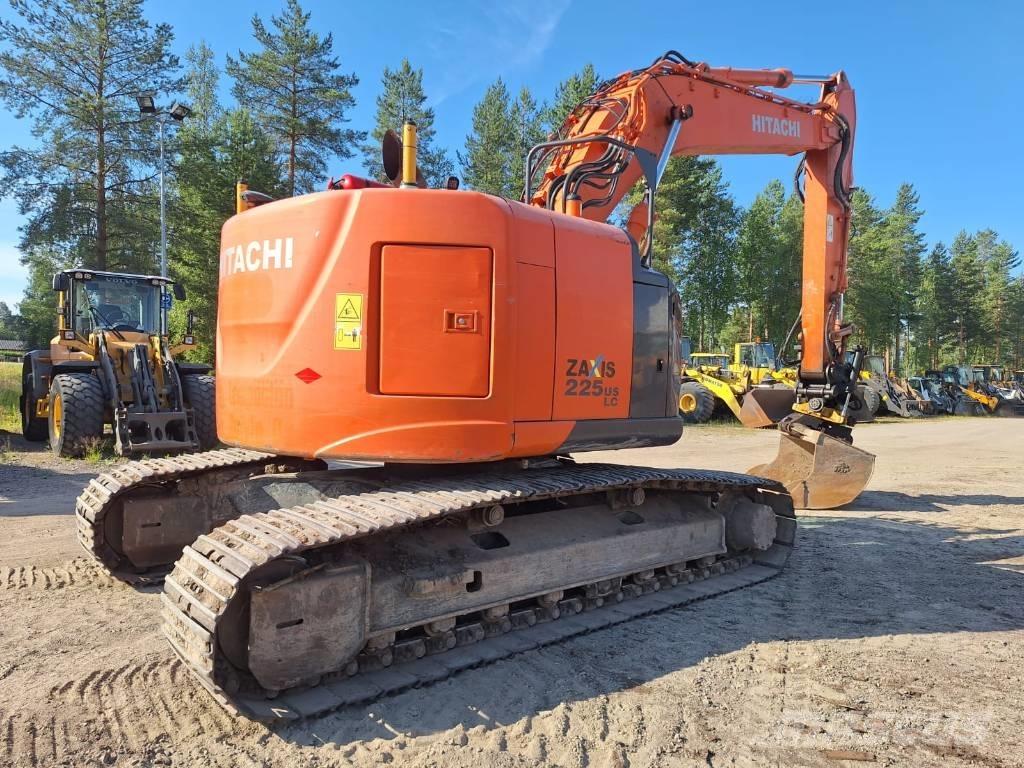 Hitachi ZX225USLC-5 Gravemaskiner på larvebånd