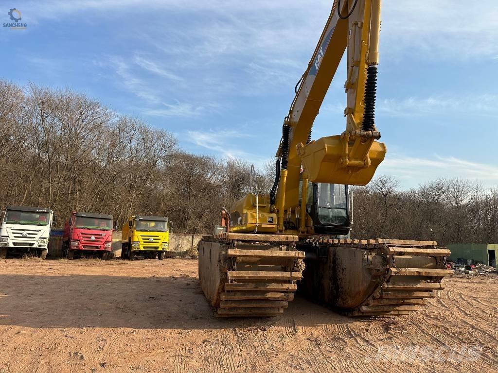 CAT 320CL Amfibiegravemaskine