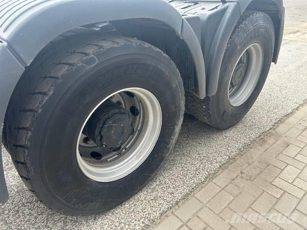 MAN TGA 33.460 FDS Trækkere